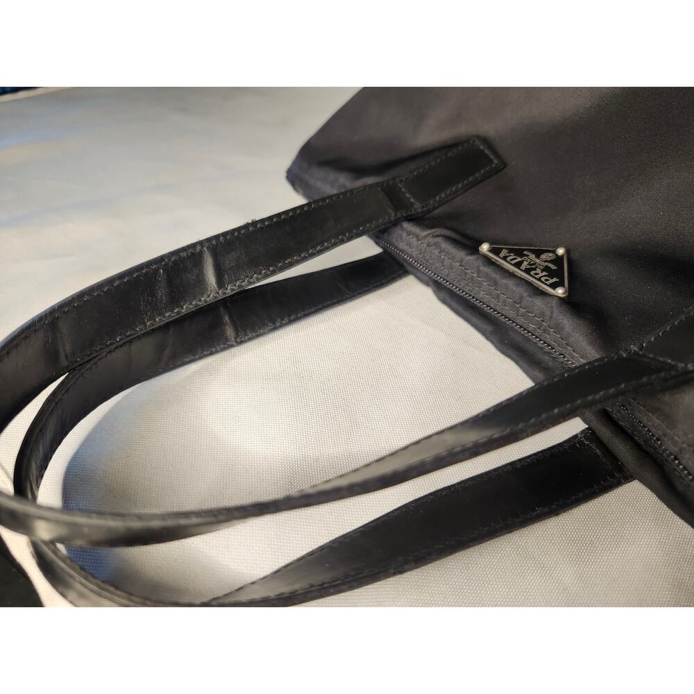 Prada Black Nylon Tote Bag Leather Handles Made in Italy Authenticity Card - Picture 9 of 15